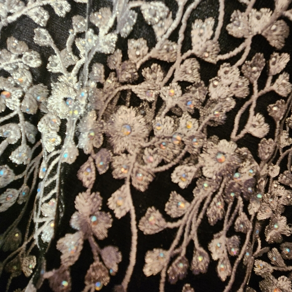 Dress - Picture 4 of 4